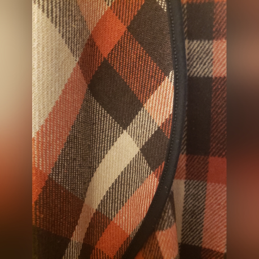 Vest - Picture 3 of 3